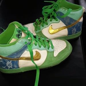 NIKE 6.0 skate shoes, skateboarding, high top